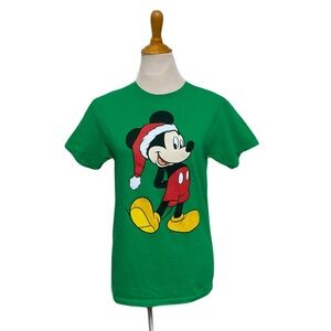 Disney Mickey Mouse Santa Hat Graphic T-Shirt Holiday Xmas Green Cotton Size S